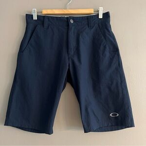 Oakley Take Pro Golf Shorts Sporty Athletic Preppy Lightweight Navy Blue Sz 30
